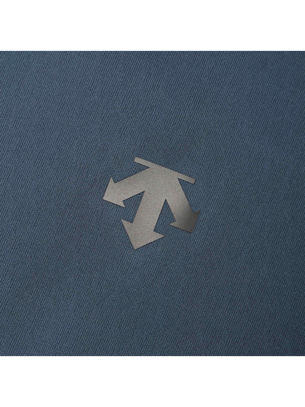 LOGO T-NECK